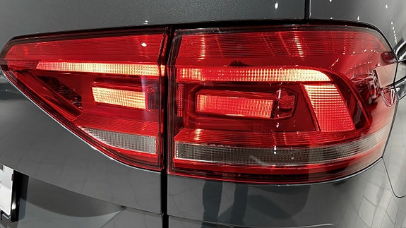 Volkswagen Touran 18 of 26