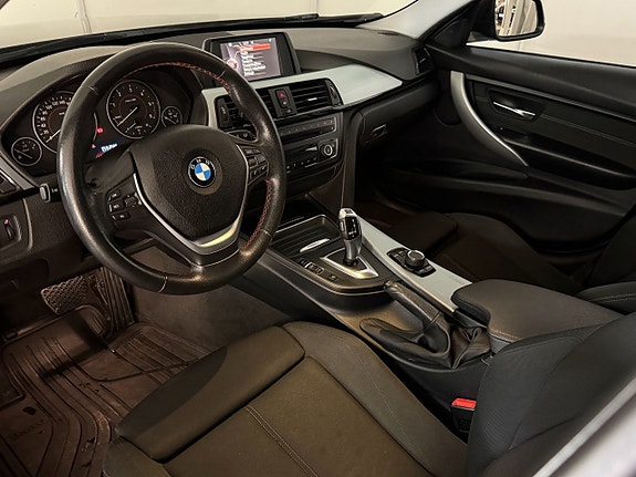 BMW 318d 7 of 17