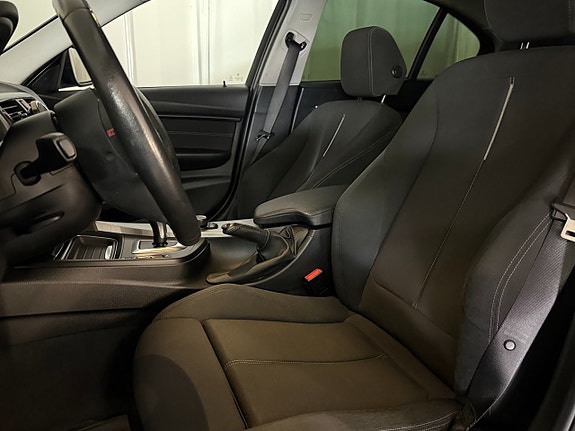 BMW 318d 8 of 17