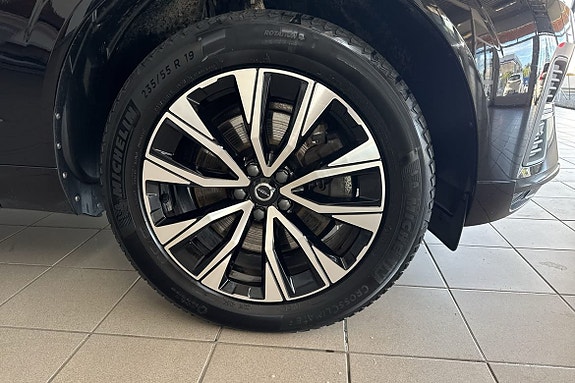 Volvo XC60 19 of 22
