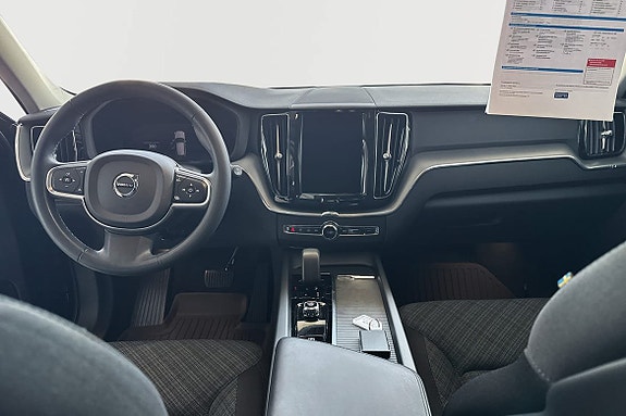 Volvo XC60 6 of 22