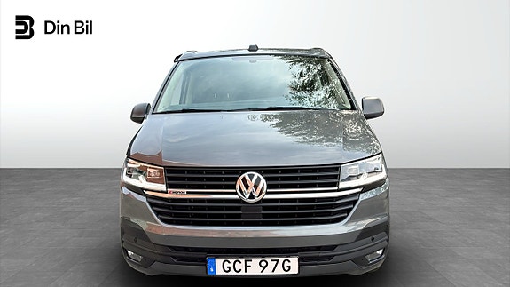 Volkswagen California 4 of 13