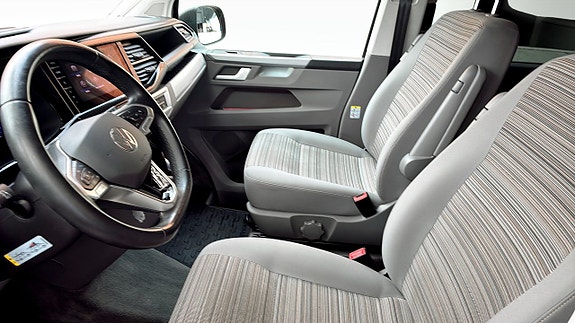 Volkswagen California 8 of 13