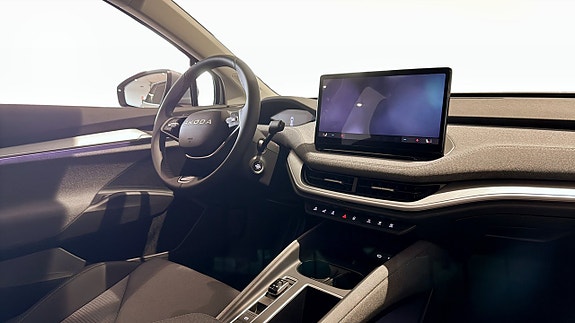 Skoda Enyaq 11 of 14