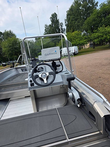 Linder 445 Catch med Mercury F30ELPT inkl. softfloor m.m. 6 of 12