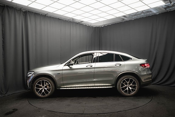 Mercedes-Benz GLC300 e 9 of 27