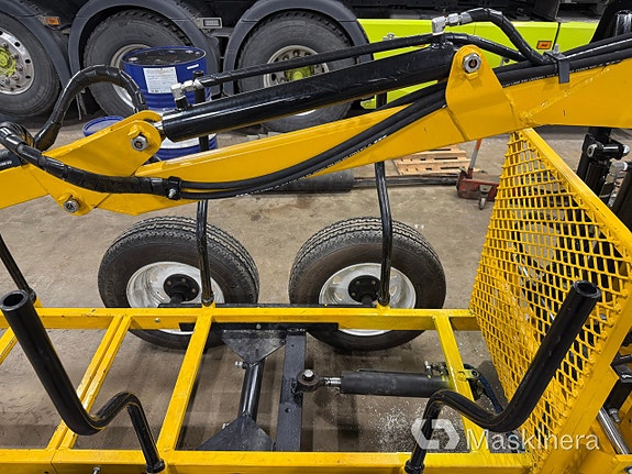 Timmervagn med kran Log Grapple Trailer 21 of 27