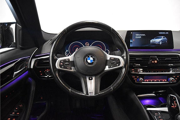 BMW 520 2 of 27