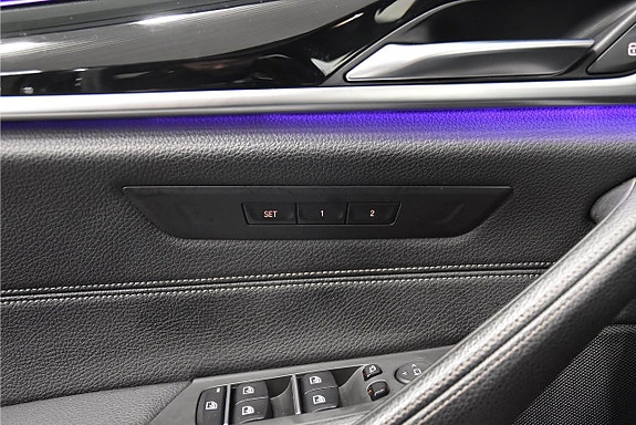 BMW 520 18 of 27