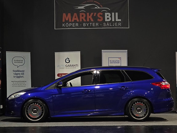 Ford Focus 14 of 26