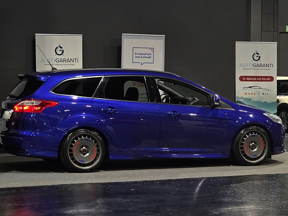 Ford Focus 6 of 26