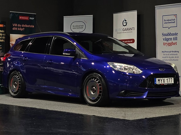 Ford Focus 2 of 26