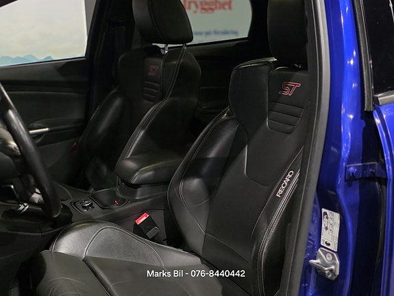 Ford Focus 14 of 19