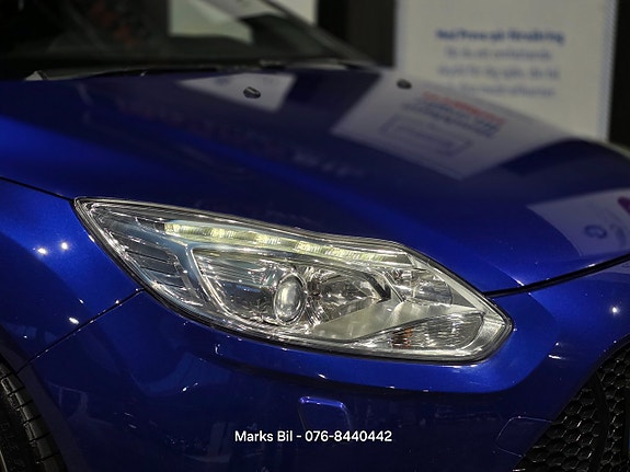 Ford Focus 7 of 19