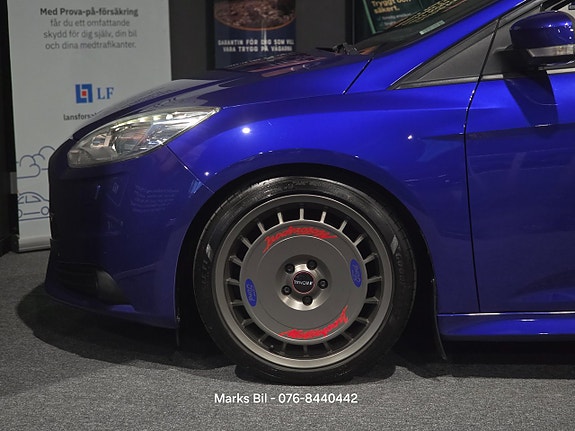 Ford Focus 11 of 19
