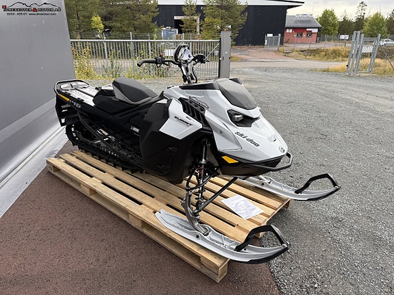 Ski-doo Summit Adrenaline 850 E-TEC 146" *Kampanj* 3 of 6