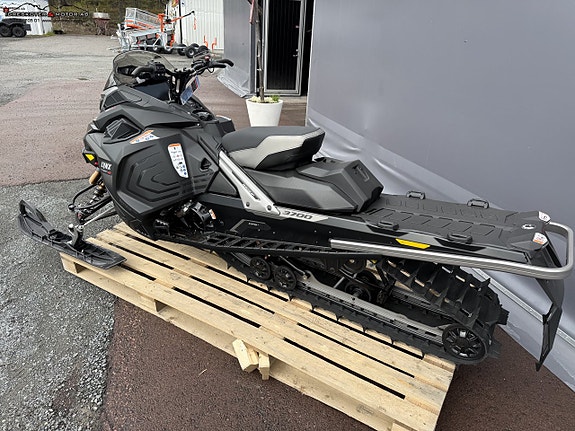 Lynx XTerrain RE 900 ACE Turbo R 51mm 10.25" Display *Kampanj* 3 of 7