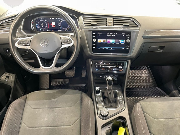 Volkswagen Tiguan 11 of 26