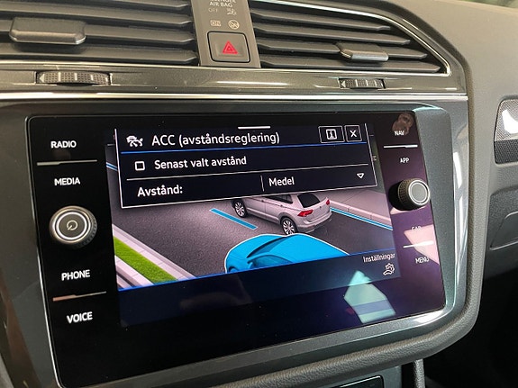 Volkswagen Tiguan 24 of 26