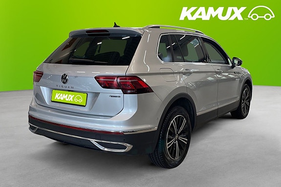 Volkswagen Tiguan 4 of 26