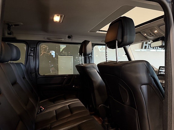 Mercedes-Benz G350 21 of 30