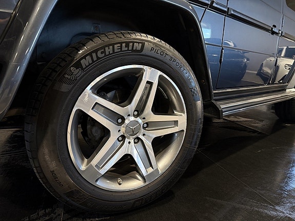Mercedes-Benz G350 12 of 30