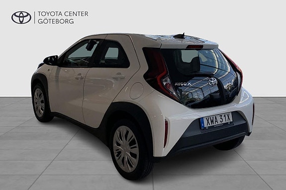 Toyota Aygo X 3 of 13