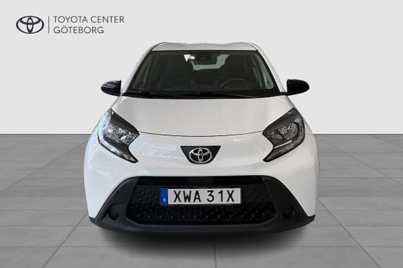 Toyota Aygo X 8 of 13