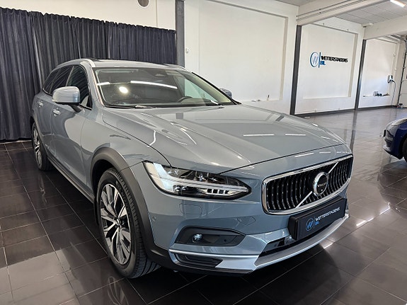 Volvo V90 Cross Country 5 of 27