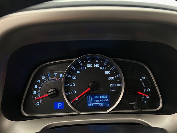 Toyota RAV4 21 of 30