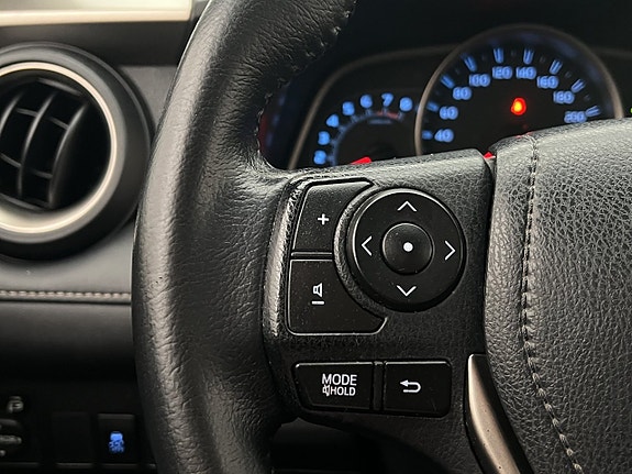 Toyota RAV4 28 of 30