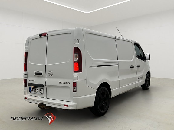 Opel Vivaro 9 of 28
