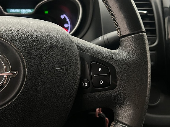 Opel Vivaro 20 of 28