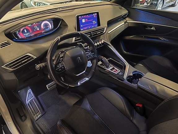 Peugeot 3008 10 of 19