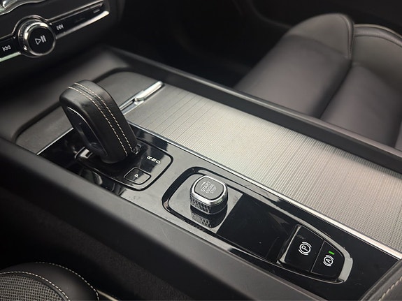 Volvo XC60 29 of 30