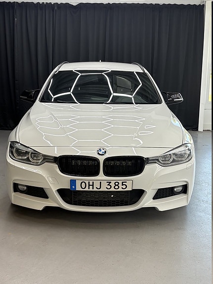 BMW 320d 11 of 14