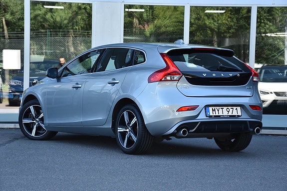 Volvo V40 5 of 25