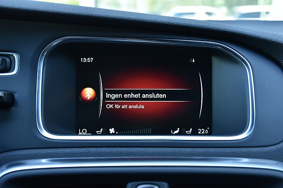 Volvo V40 22 of 25