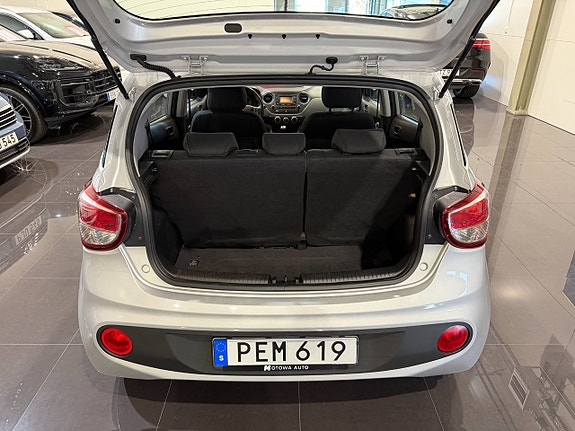 Hyundai i10 22 of 24
