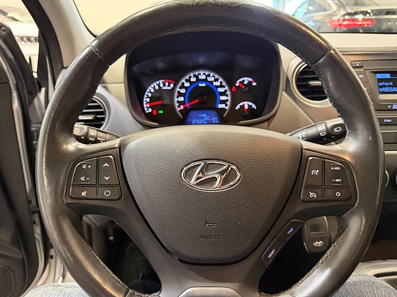 Hyundai i10 19 of 24
