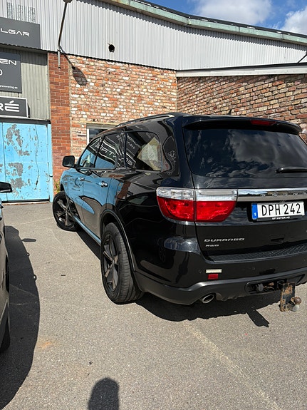 Dodge Durango 2 of 8