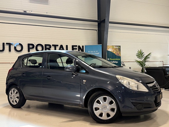 Opel Corsa 2 of 11