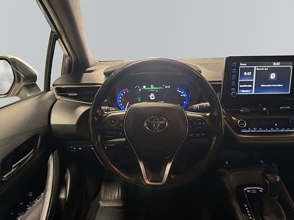 Toyota Corolla 9 of 13
