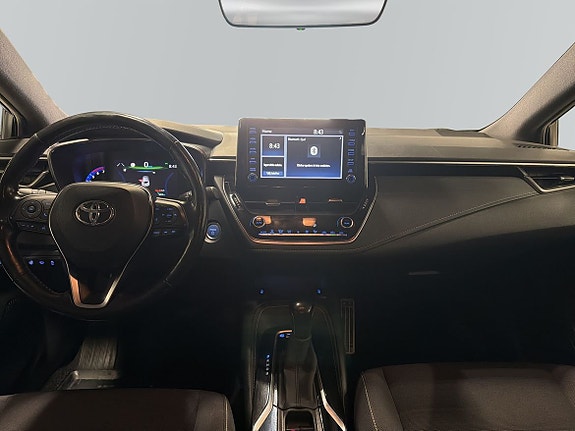 Toyota Corolla 8 of 13