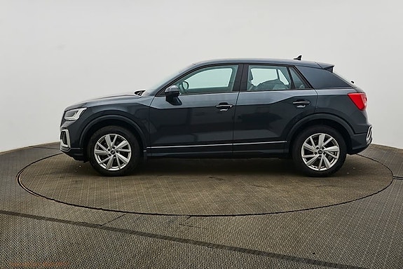 Audi Q2 2 of 10