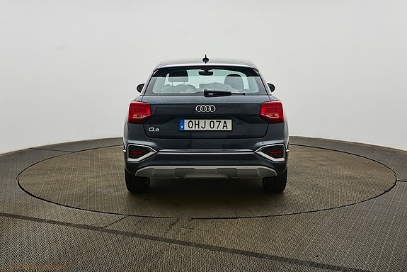 Audi Q2 4 of 10