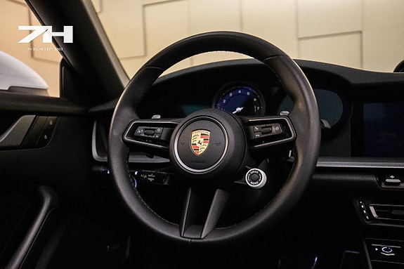 Porsche 911 Targa 4S 12 of 28