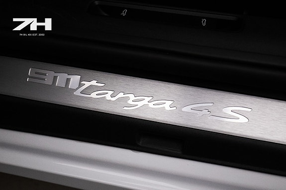 Porsche 911 Targa 4S 28 of 28