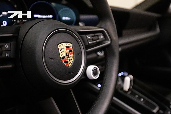 Porsche 911 Targa 4S 10 of 28