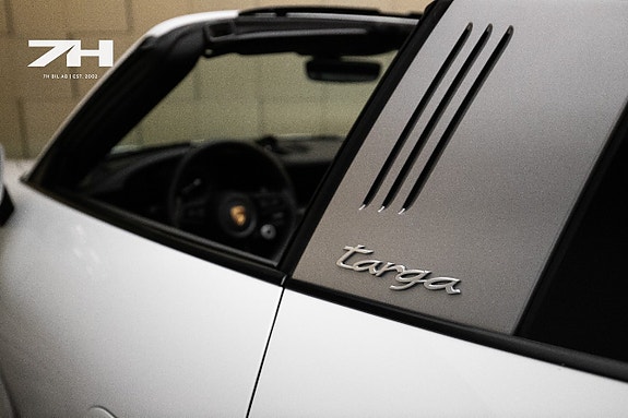 Porsche 911 Targa 4S 26 of 28